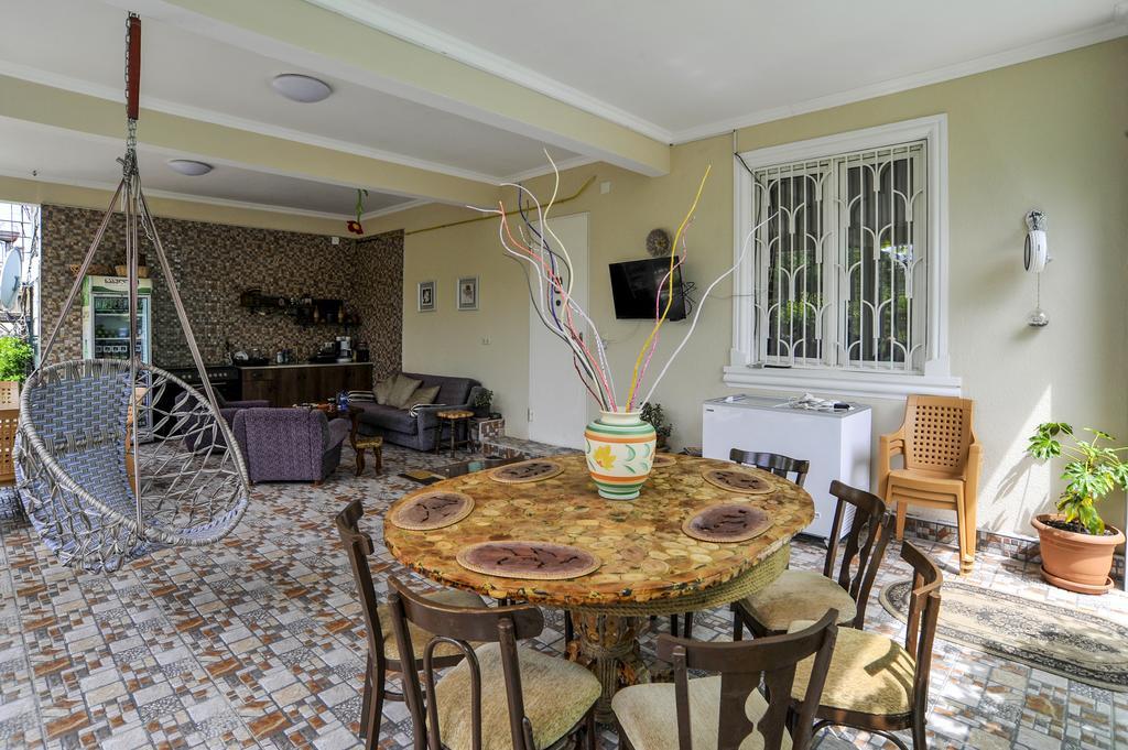 Guest House Green House Zugdidi Luaran gambar